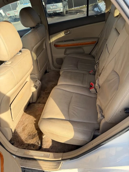 2007 Lexus RX 2nd Gen - Image 5 of 10