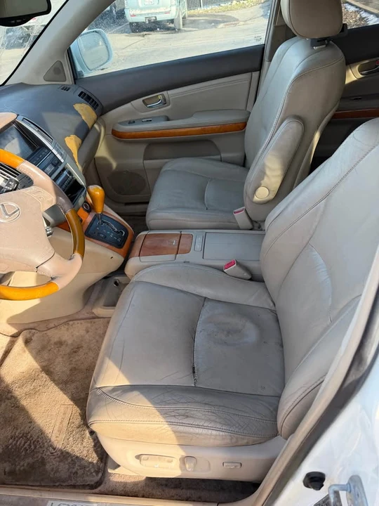 2007 Lexus RX 2nd Gen - Image 6 of 10