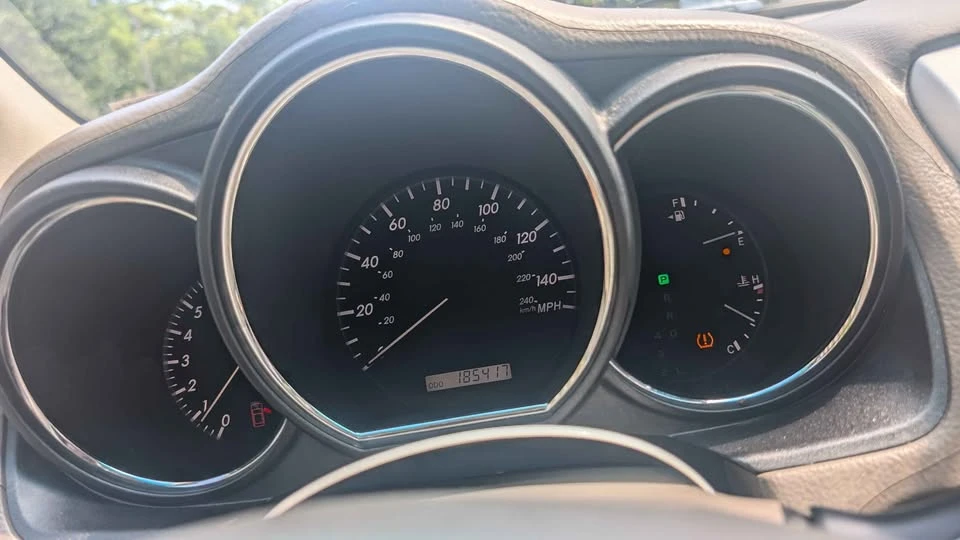 2007 Lexus RX 2nd Gen - Image 12 of 13