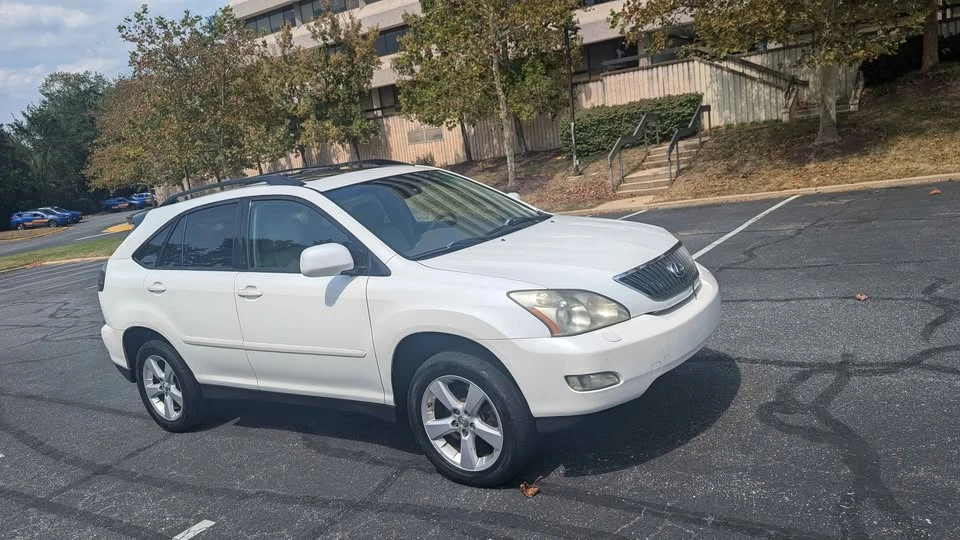 2007 Lexus RX 2nd Gen - Image 4 of 13