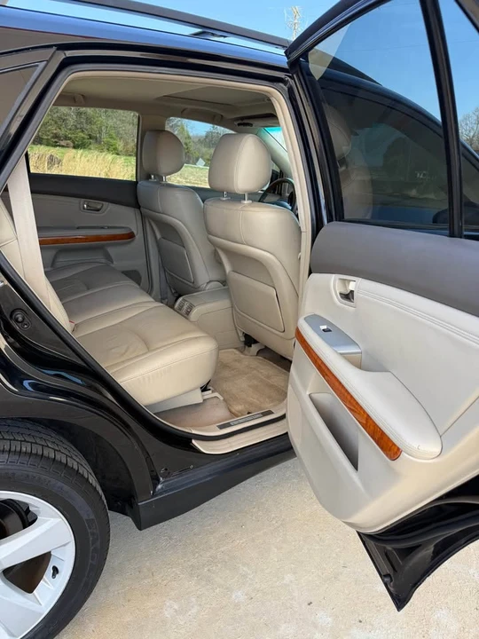 2007 Lexus RX 2nd Gen - Image 11 of 19