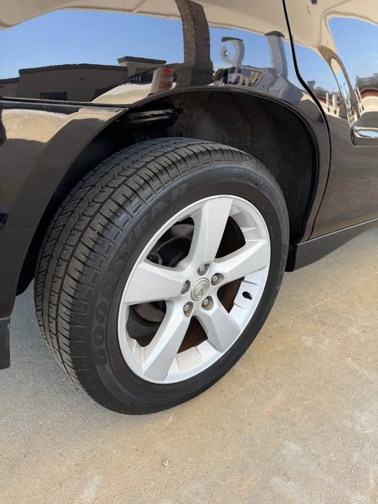 2007 Lexus RX 2nd Gen - Image 17 of 19