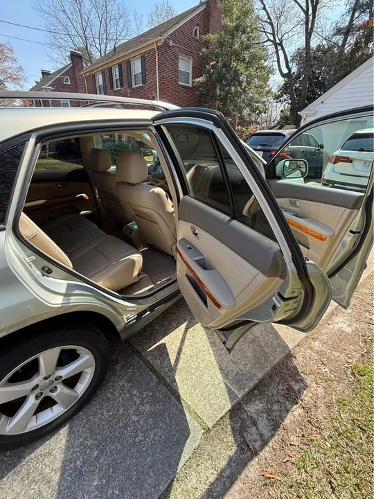 2007 Lexus RX 2nd Gen - Image 8 of 20