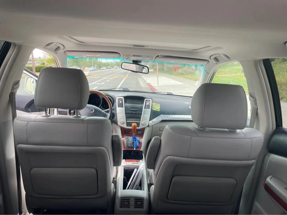 2007 Lexus RX 2nd Gen - Image 10 of 13