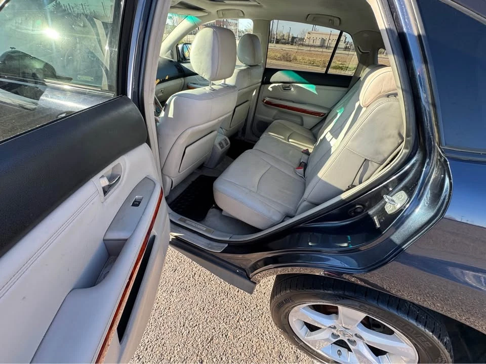 2007 Lexus RX 2nd Gen - Image 9 of 12