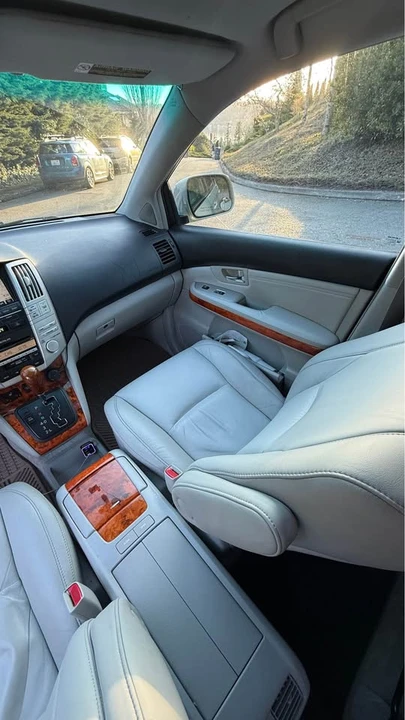 2007 Lexus RX 2nd Gen - Image 7 of 10