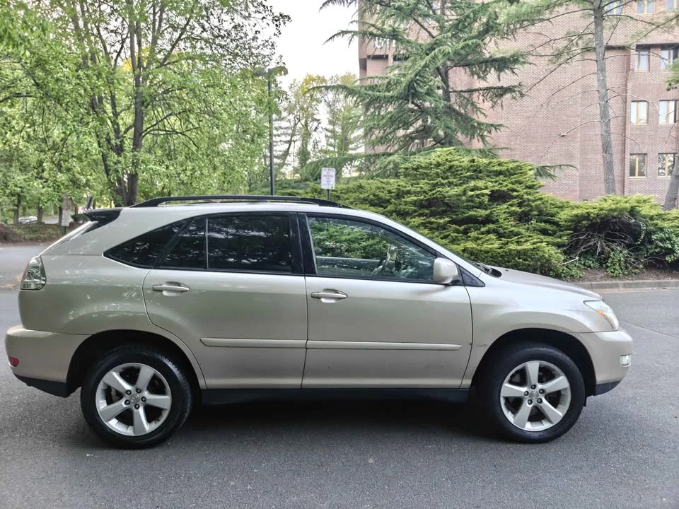 2007 Lexus RX 2nd Gen - Image 5 of 19