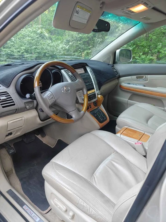 2007 Lexus RX 2nd Gen - Image 6 of 19