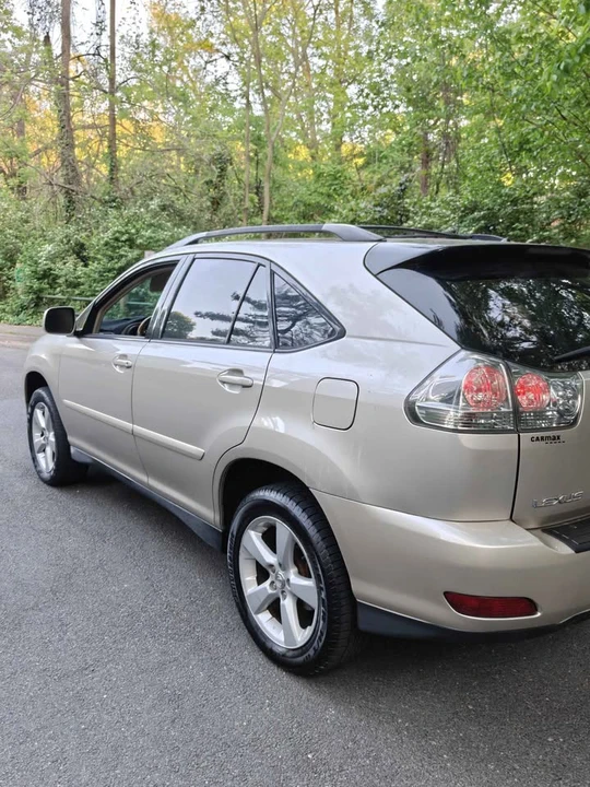 2007 Lexus RX 2nd Gen - Image 13 of 19