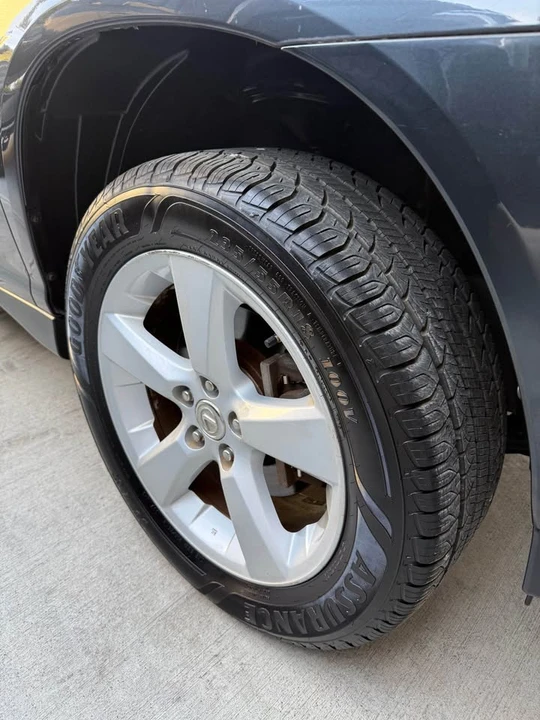 2007 Lexus RX 2nd Gen - Image 9 of 17
