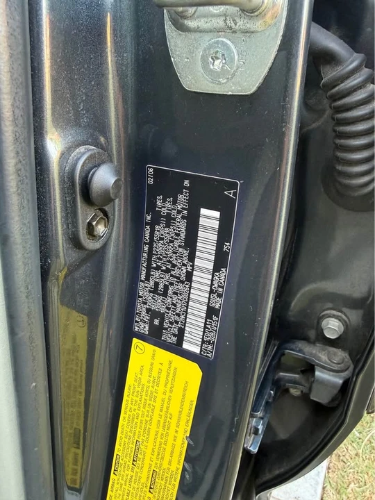 2007 Lexus RX 2nd Gen - Image 16 of 17