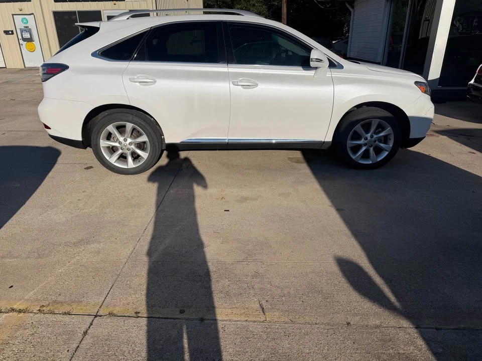 2007 Lexus RX 2nd Gen - Image 4 of 16