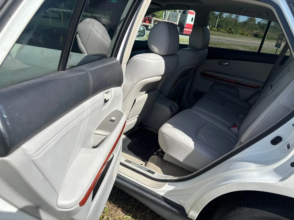 2007 Lexus RX 2nd Gen - Image 6 of 10