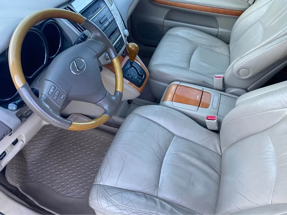 2007 Lexus RX 2nd Gen - Image 7 of 9