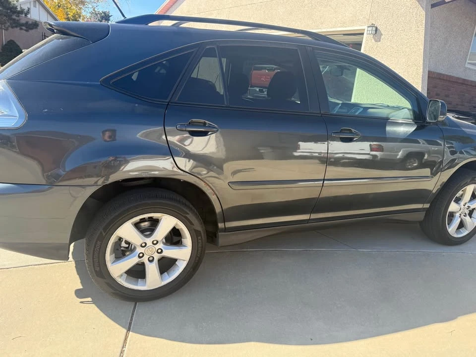 2007 Lexus RX 2nd Gen - Image 2 of 3
