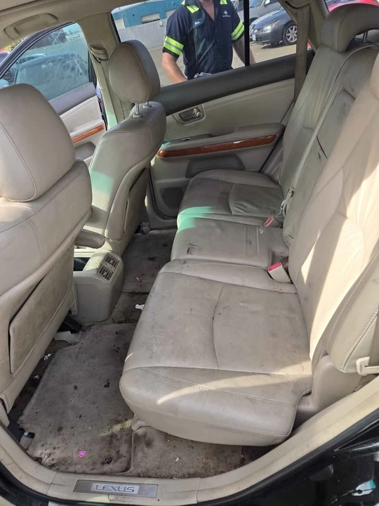 2007 Lexus RX 2nd Gen - Image 12 of 16