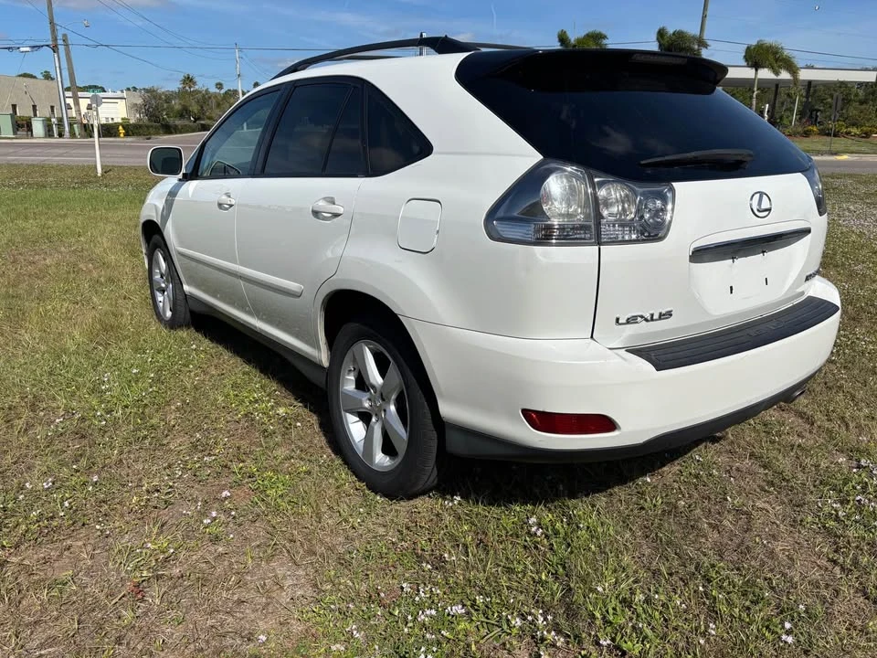 2007 Lexus RX 2nd Gen - Image 3 of 10