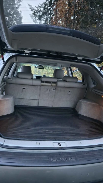 2007 Lexus RX 2nd Gen - Image 9 of 11