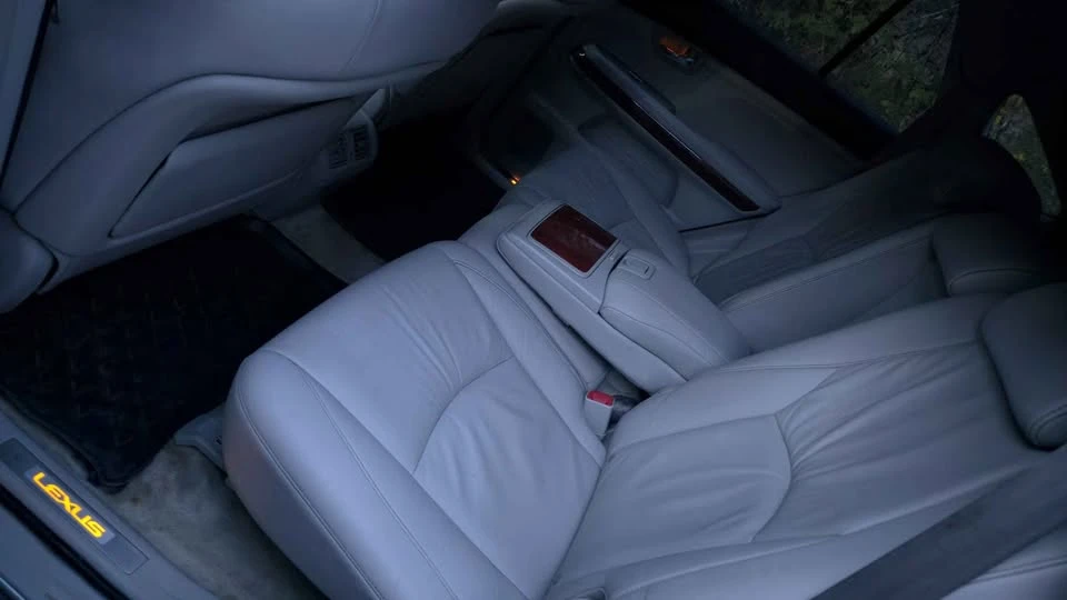 2007 Lexus RX 2nd Gen - Image 5 of 11