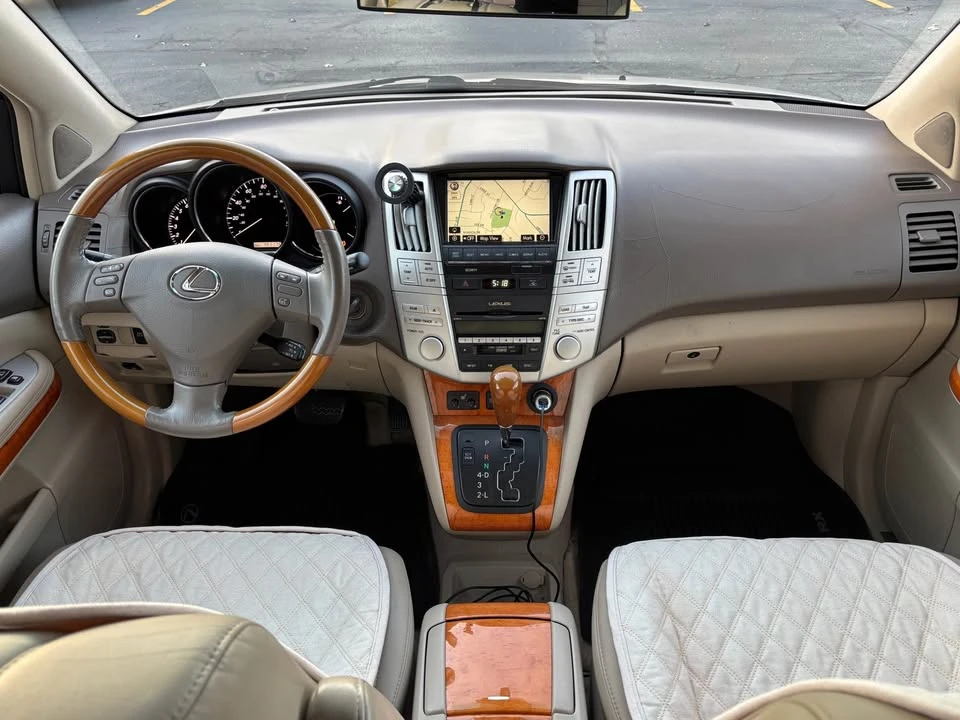 2007 Lexus RX 2nd Gen - Image 7 of 10