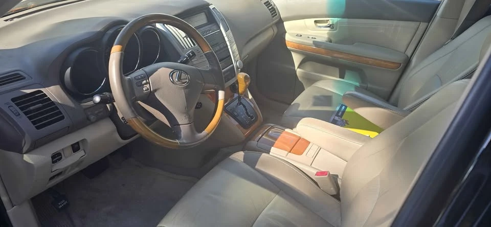 2007 Lexus RX 2nd Gen - Image 11 of 12