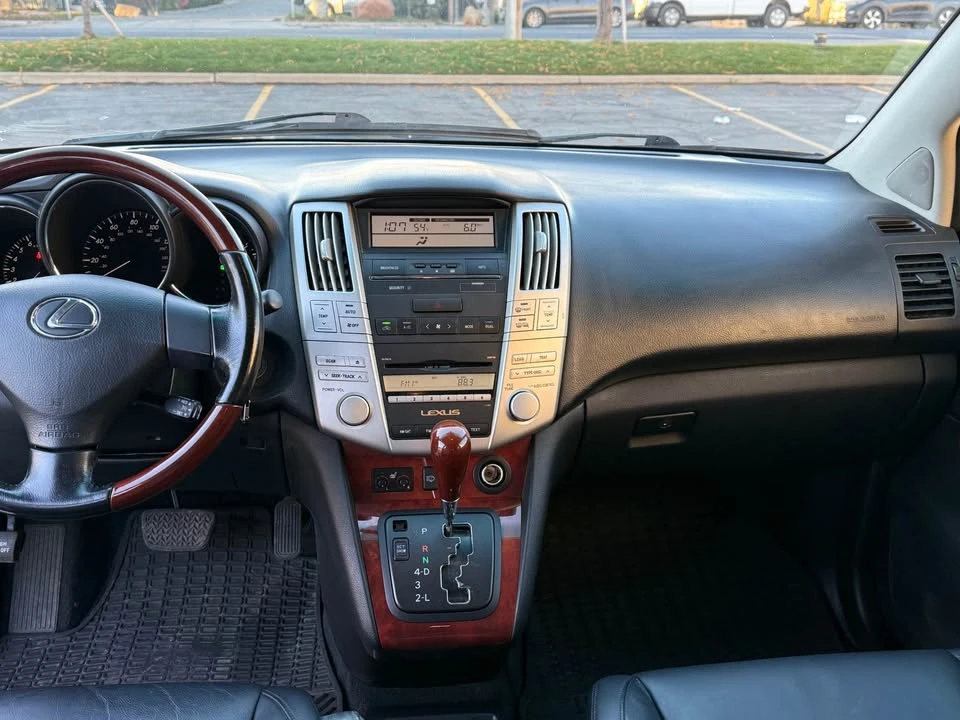 2007 Lexus RX 2nd Gen - Image 5 of 10