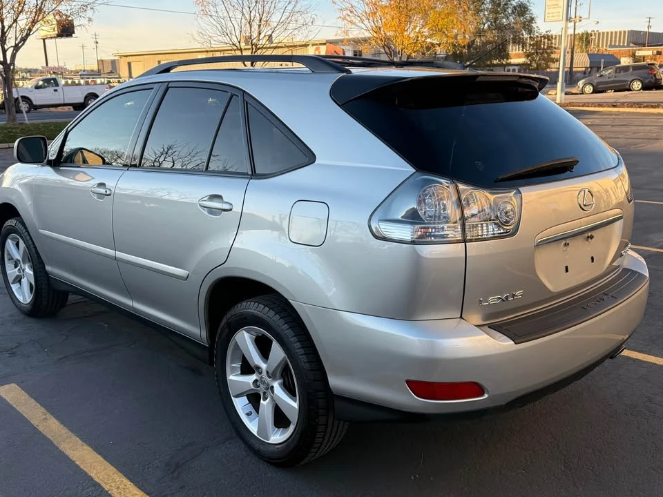 2007 Lexus RX 2nd Gen - Image 9 of 10