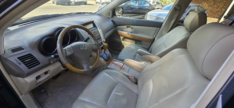 2007 Lexus RX 2nd Gen - Image 4 of 12