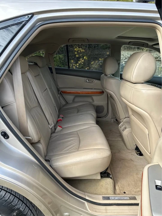 2007 Lexus RX 2nd Gen - Image 13 of 20
