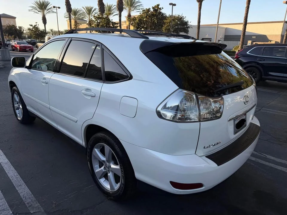 2007 Lexus RX 2nd Gen - Image 4 of 11