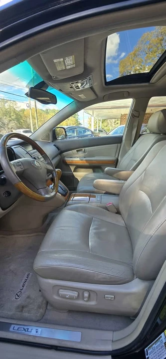 2007 Lexus RX 2nd Gen - Image 5 of 12