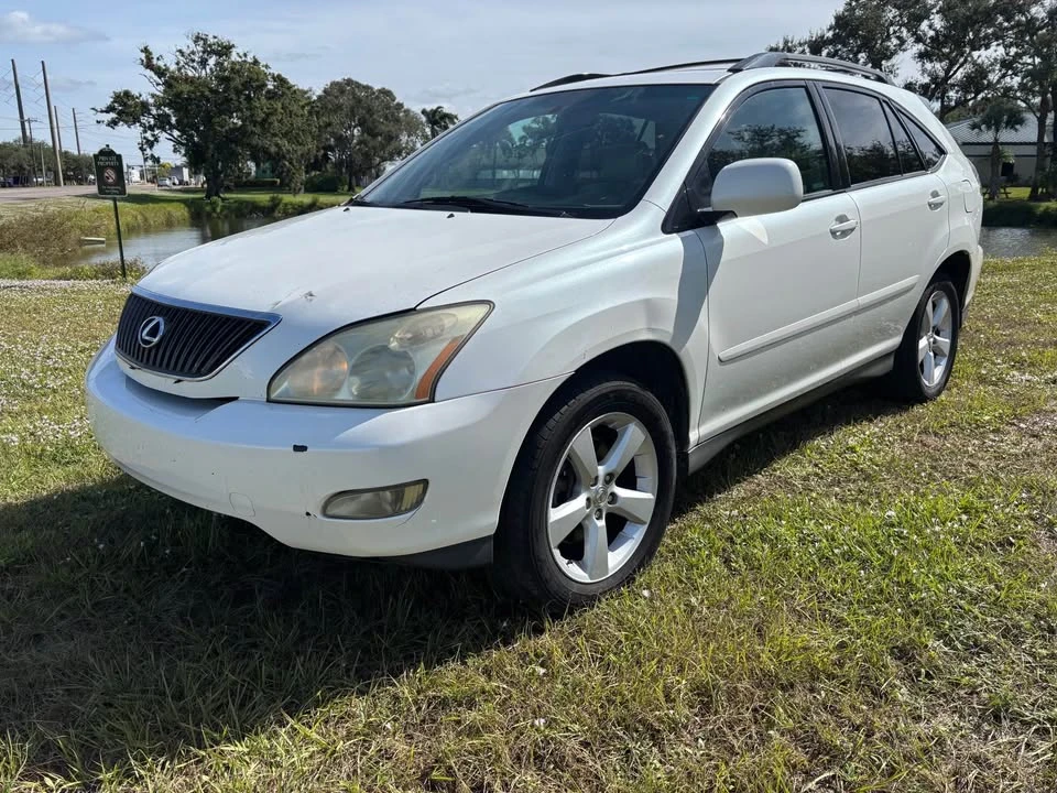 2007 Lexus RX 2nd Gen - Image 2 of 10