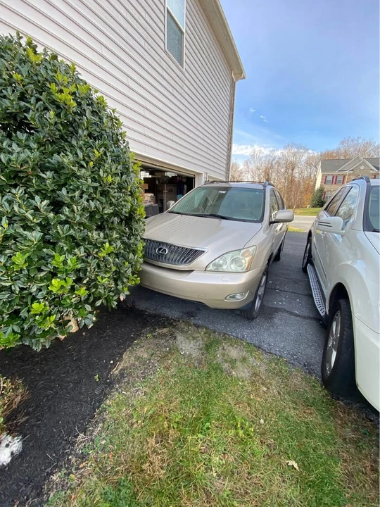 2007 Lexus RX 2nd Gen - Image 10 of 15