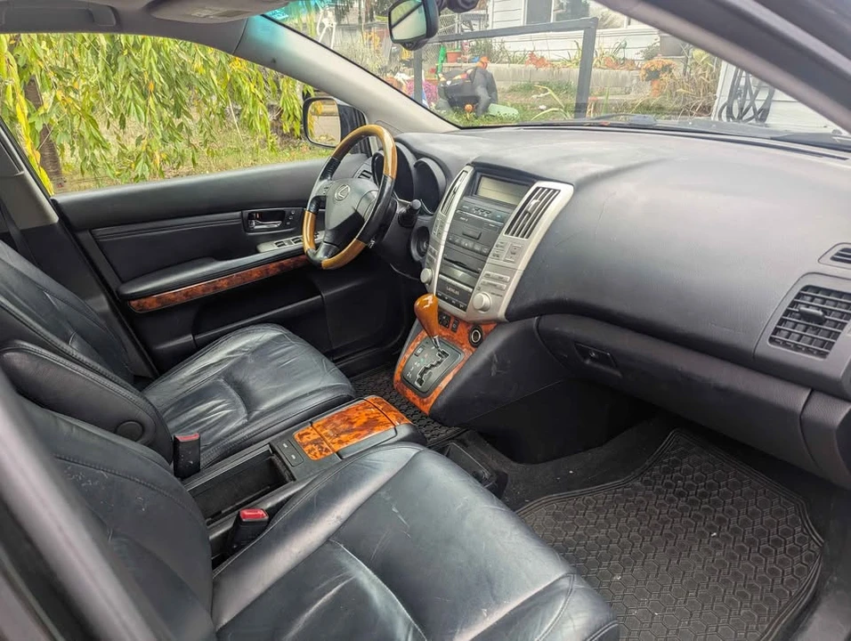 2007 Lexus RX 2nd Gen - Image 3 of 5
