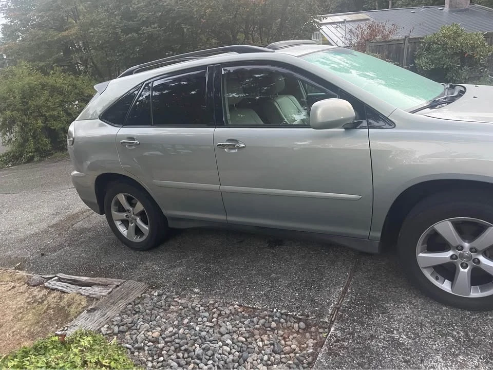 2007 Lexus RX 2nd Gen - Image 2 of 9