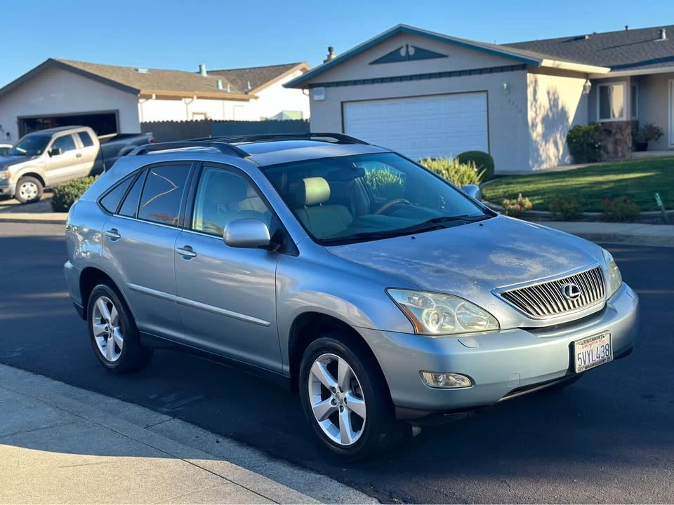 2007 Lexus RX 2nd Gen - Image 5 of 11
