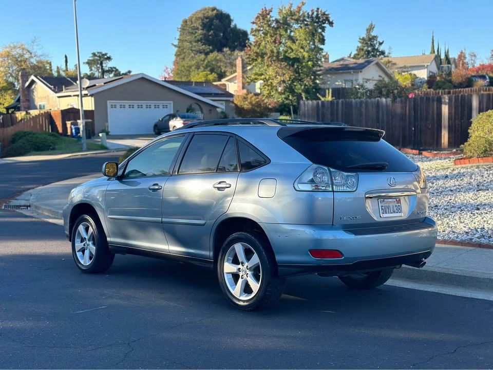 2007 Lexus RX 2nd Gen - Image 3 of 11