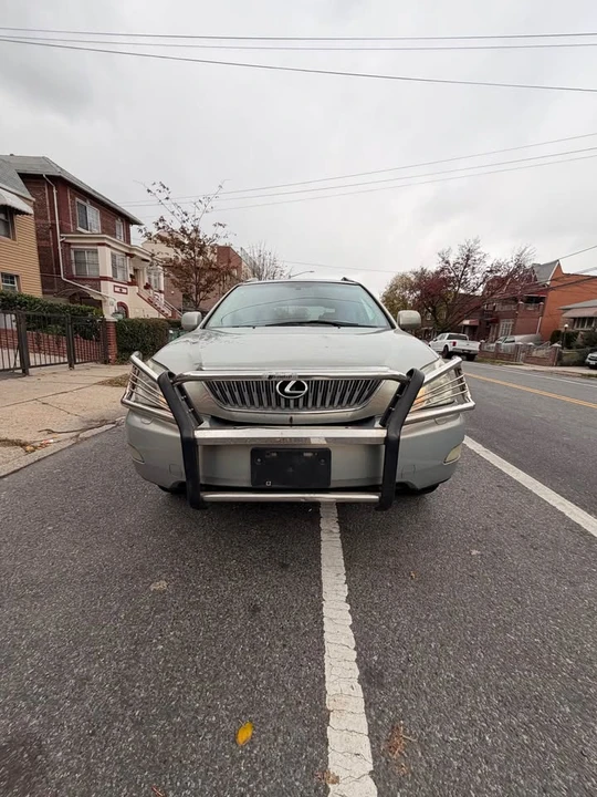 2007 Lexus RX 2nd Gen - Image 2 of 17
