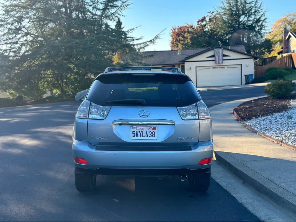 2007 Lexus RX 2nd Gen - Image 4 of 11