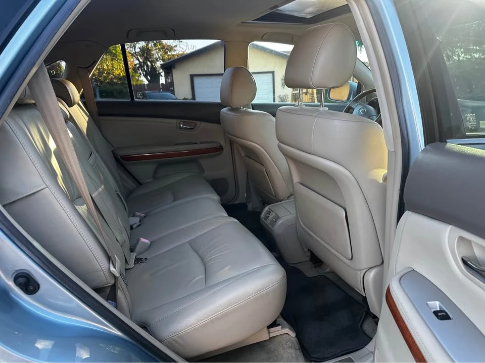 2007 Lexus RX 2nd Gen - Image 10 of 11
