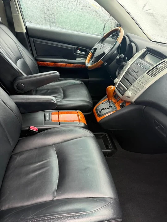 2007 Lexus RX 2nd Gen - Image 3 of 5