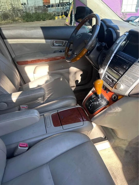 2007 Lexus RX 2nd Gen - Image 5 of 6