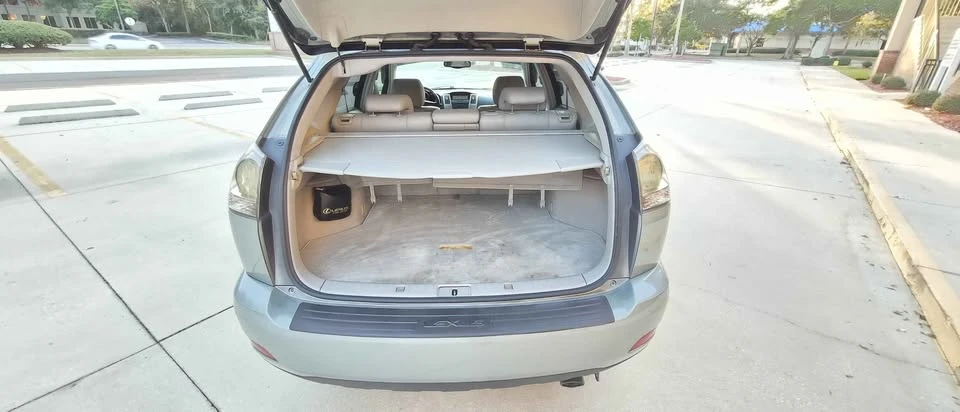 2007 Lexus RX 2nd Gen - Image 11 of 20
