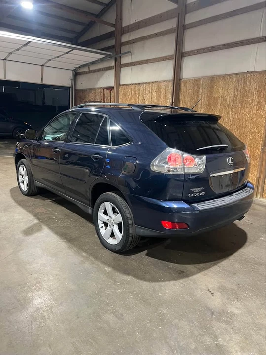 2007 Lexus RX 2nd Gen - Image 3 of 13