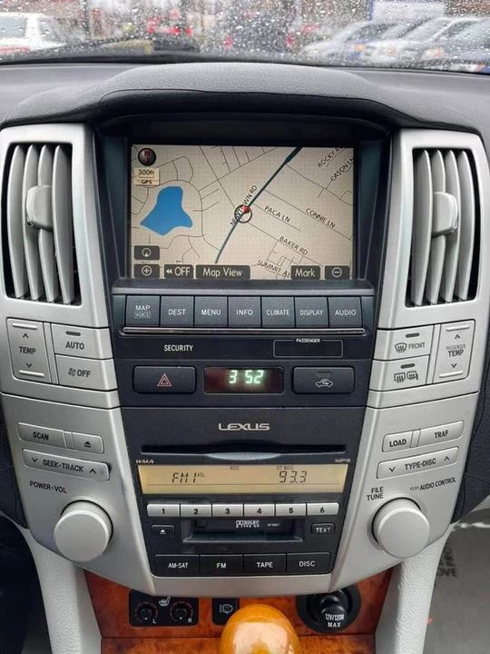 2007 Lexus RX 2nd Gen - Image 15 of 17