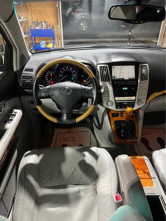 2007 Lexus RX 2nd Gen - Image 8 of 13