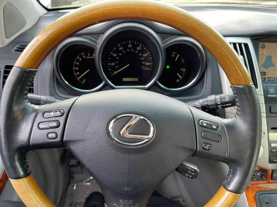 2007 Lexus RX 2nd Gen - Image 16 of 17
