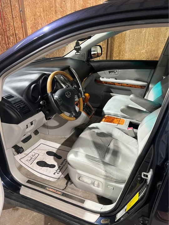 2007 Lexus RX 2nd Gen - Image 7 of 13
