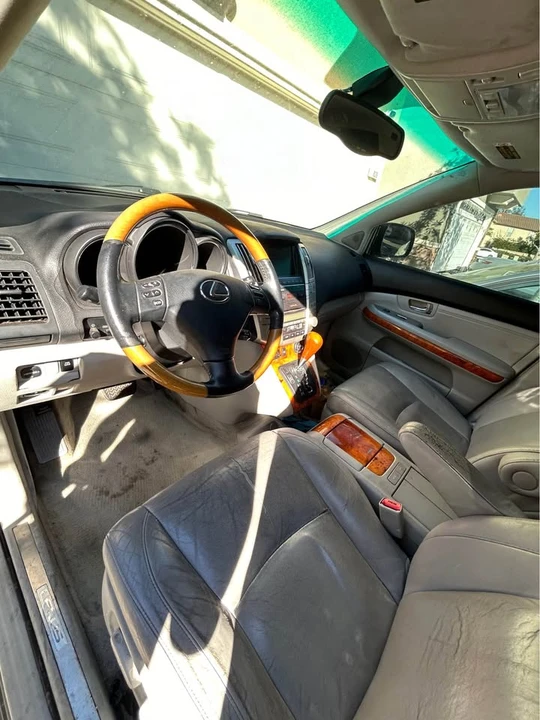 2007 Lexus RX 2nd Gen - Image 4 of 7