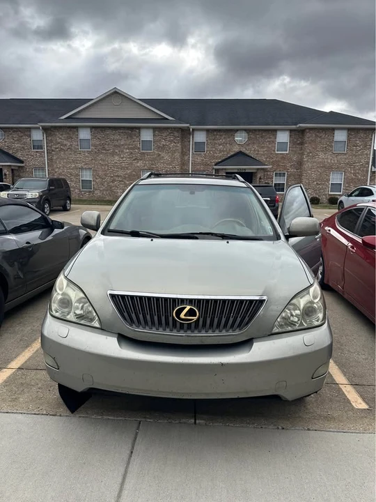 2007 Lexus RX 2nd Gen - Image 2 of 10